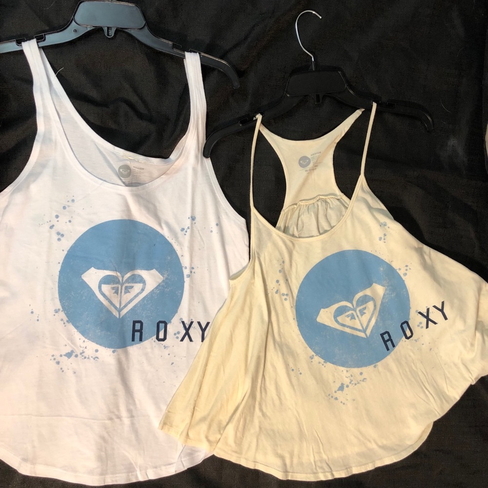 NWOT Roxy Tanks